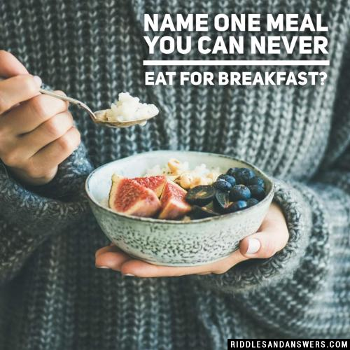 说出一种你早餐绝对不能吃的食物?